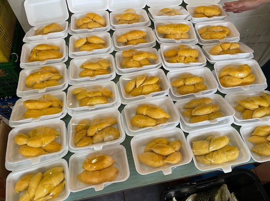 Free Durians To Seniors - Zeng Zu Fu